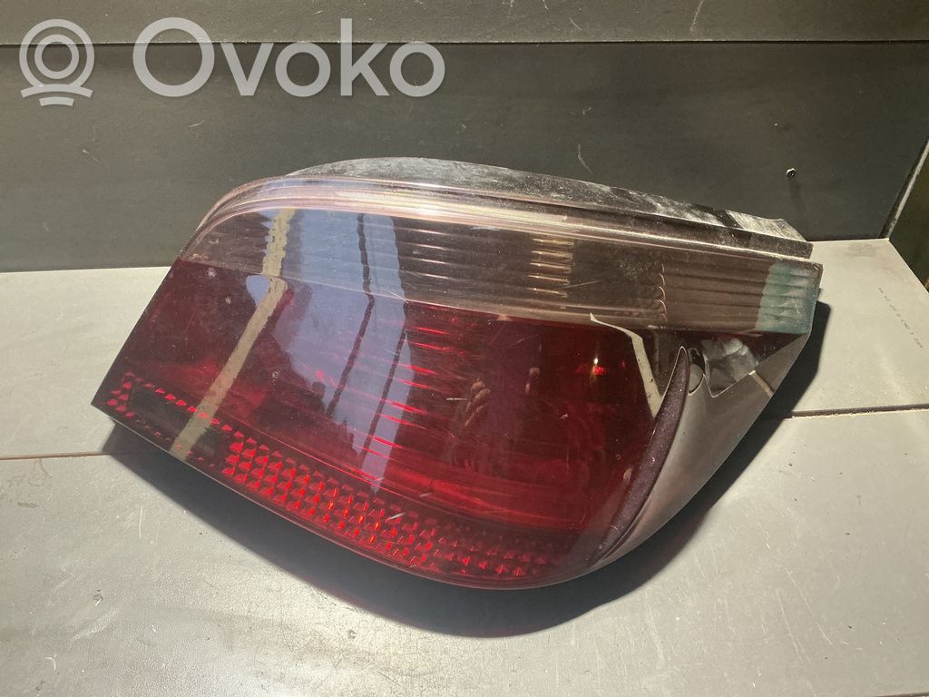BMW 5 E60 E61 Galinis žibintas kėbule 