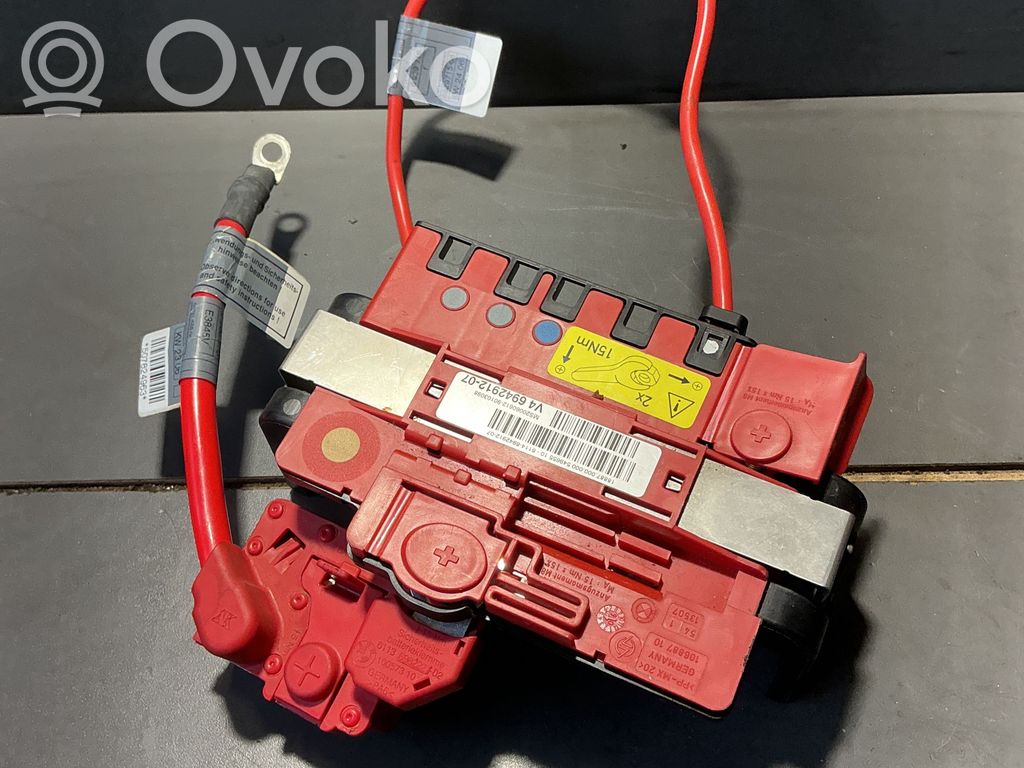 BMW 1 E81 E87 Cableado positivo 