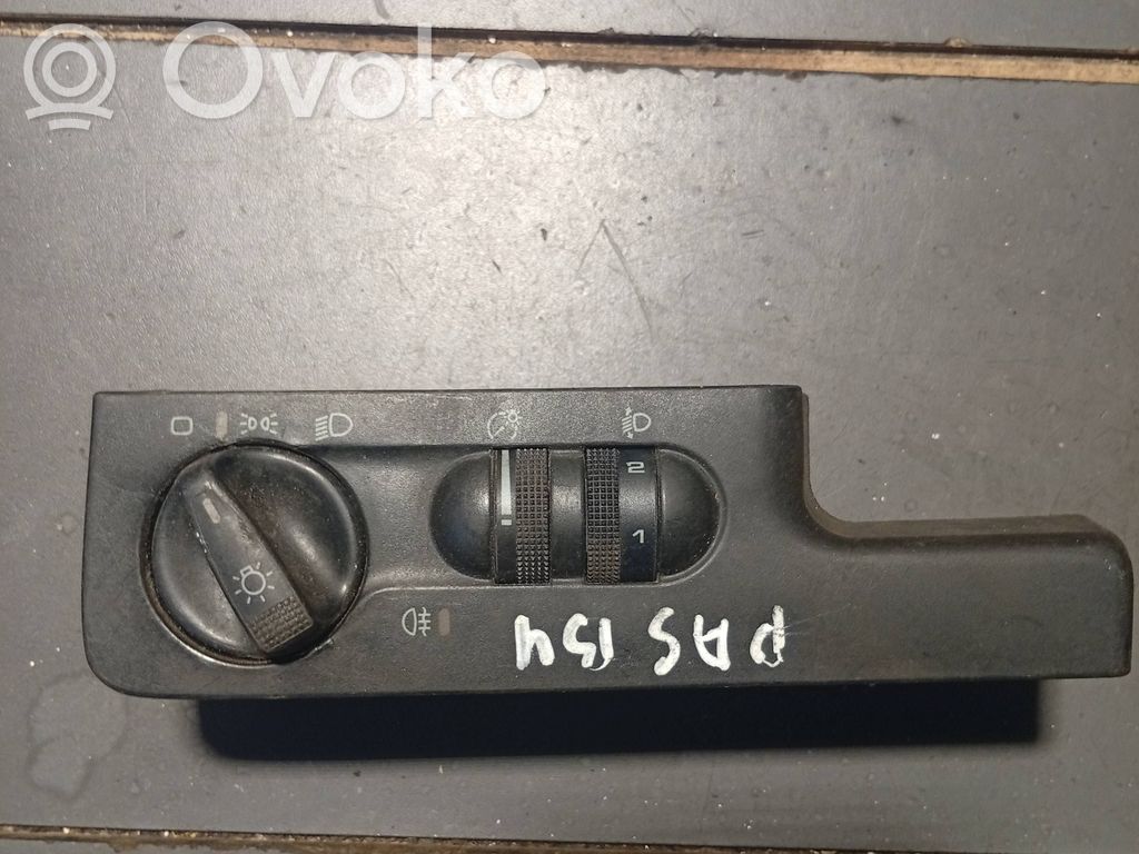 Volkswagen PASSAT B4 Przełącznik świateł 