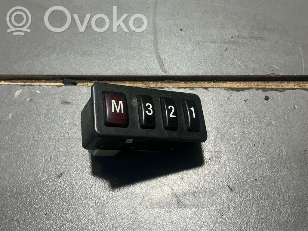 BMW 5 E39 Schalter el. Sitzverstellung 