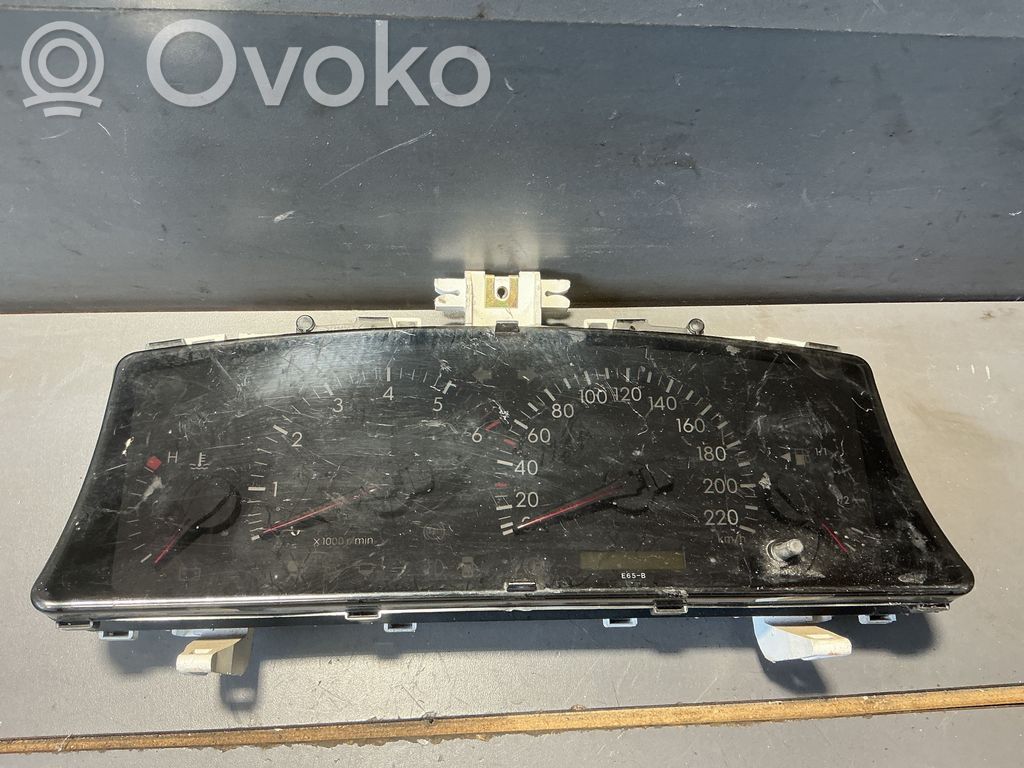 Toyota Corolla Verso E121 Velocímetro (tablero de instrumentos) 