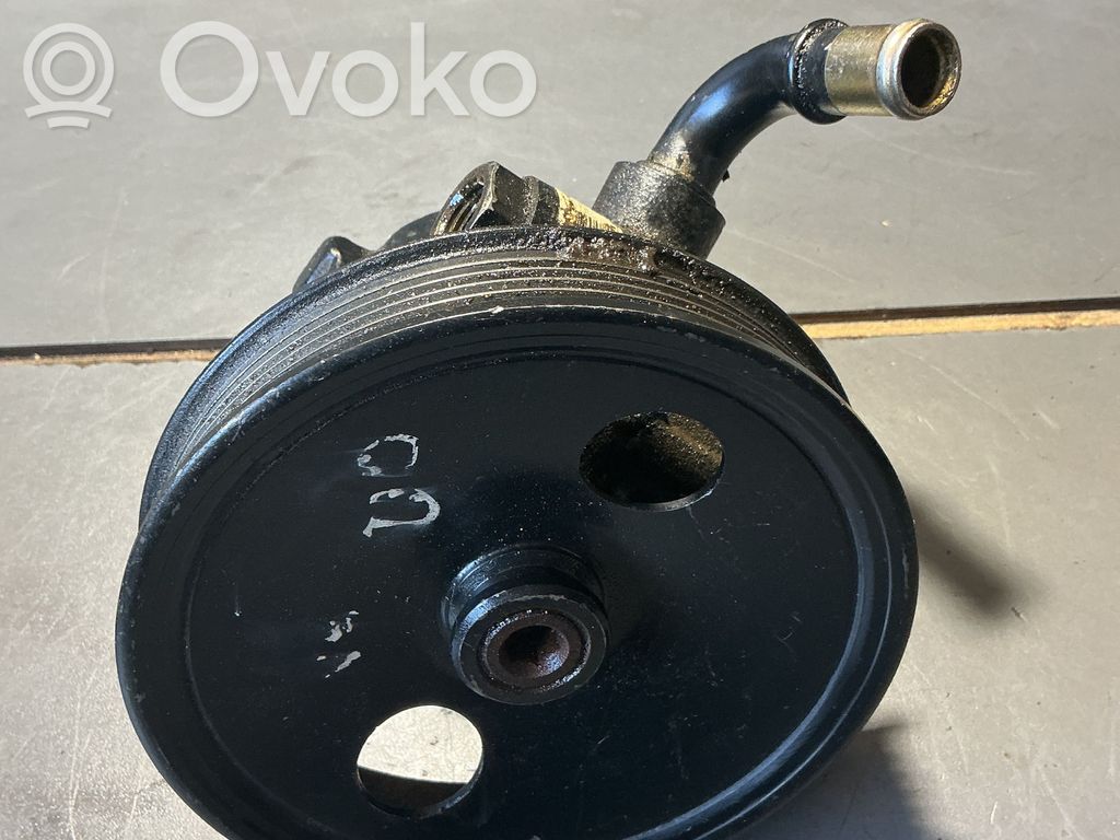 Volvo S40, V40 Ohjaustehostimen pumppu 