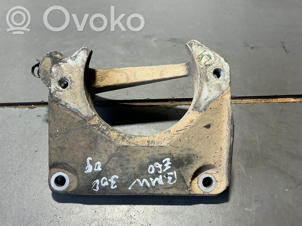 BMW 5 E60 E61 Engine mounting bracket 