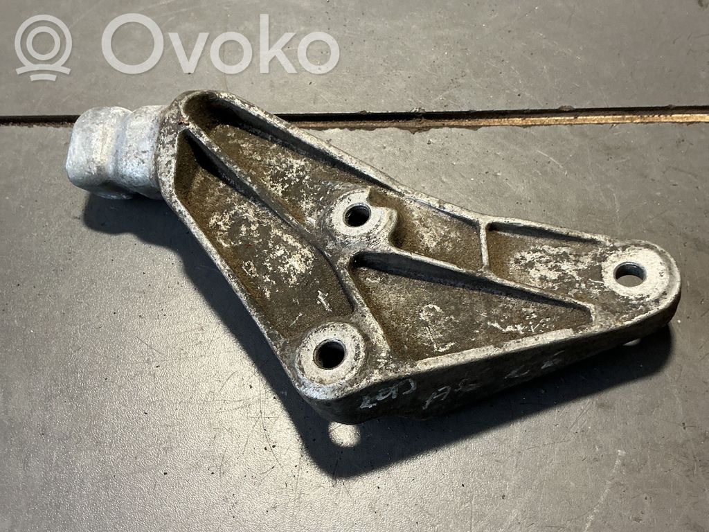 Audi A6 S6 C6 4F Engine mounting bracket 