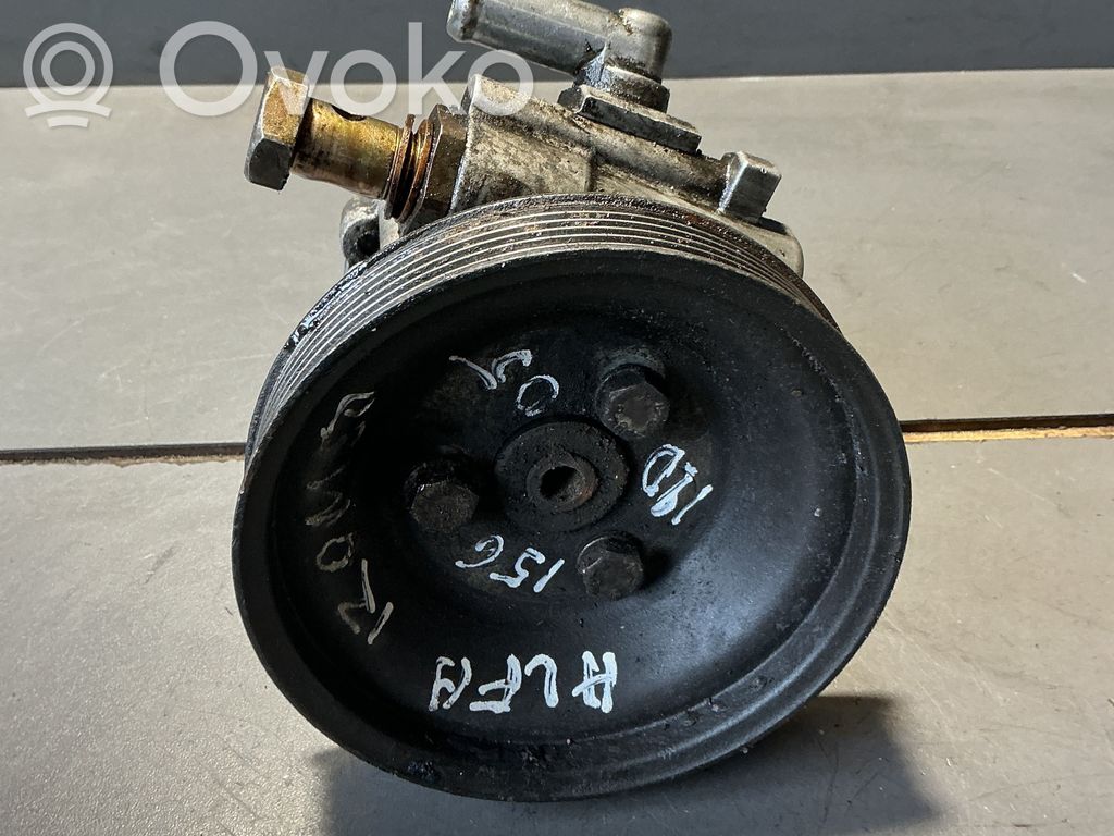 Alfa Romeo 156 Ohjaustehostimen pumppu 