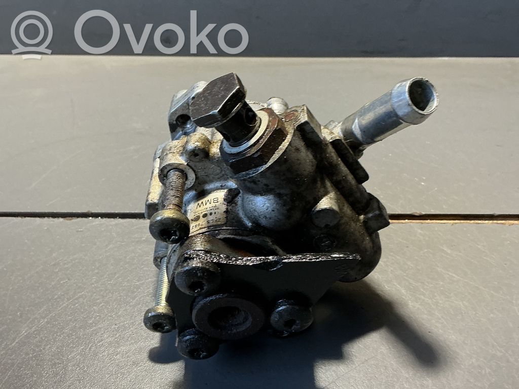 BMW 3 E90 E91 Power steering pump 