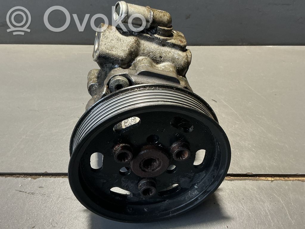 Audi A6 S6 C6 4F Power steering pump 