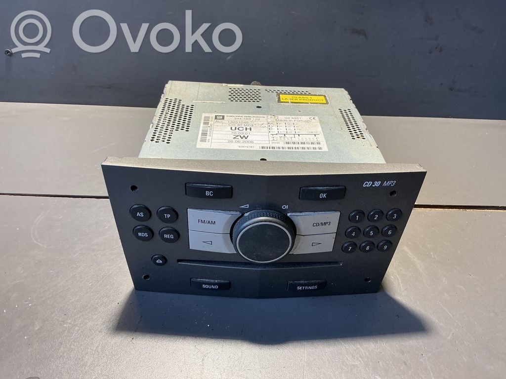 Opel Zafira B Radio/CD/DVD/GPS-pääyksikkö 
