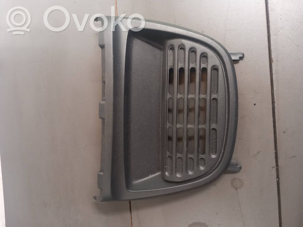 Toyota Aygo AB40 Otros repuestos del interior 