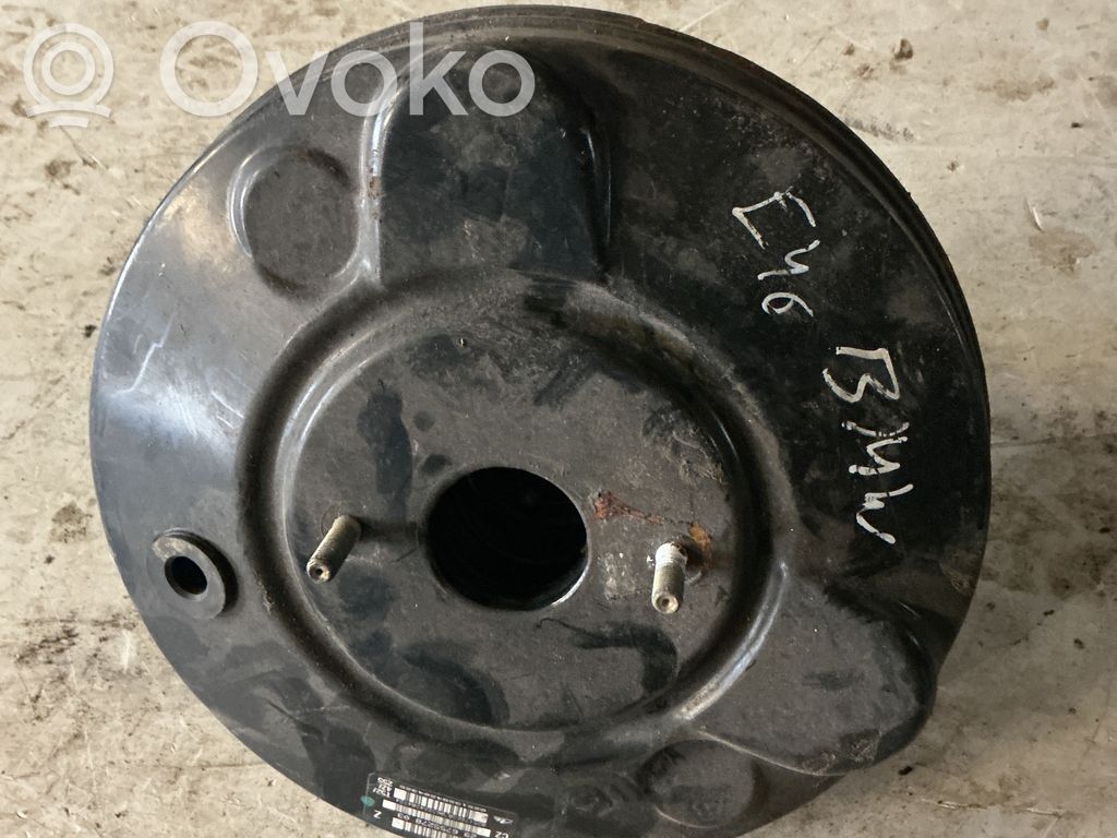 BMW 3 E46 Brake booster 