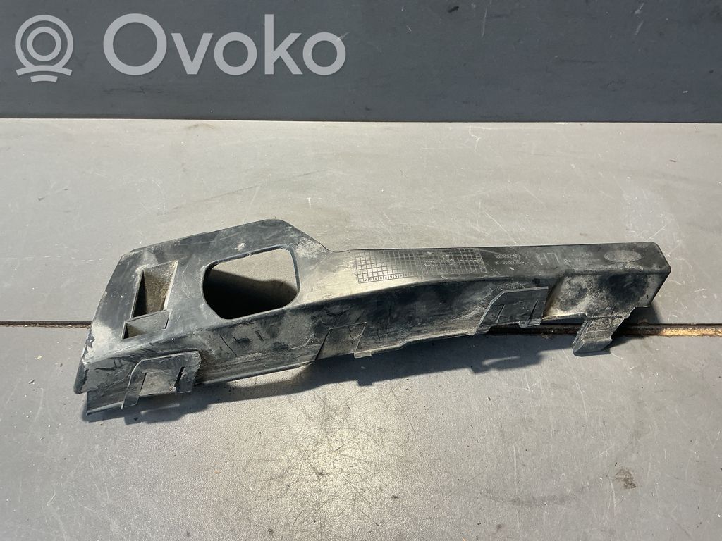 Ford Focus Front bumper mounting bracket 