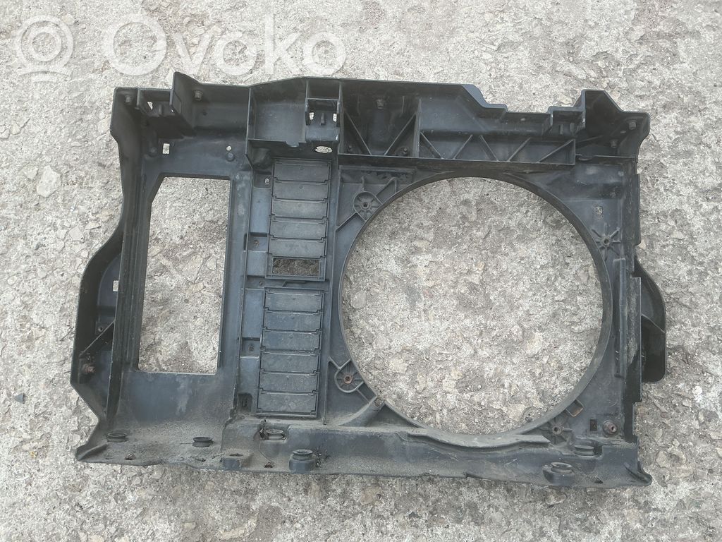 Peugeot 407 Radiatoru panelis 