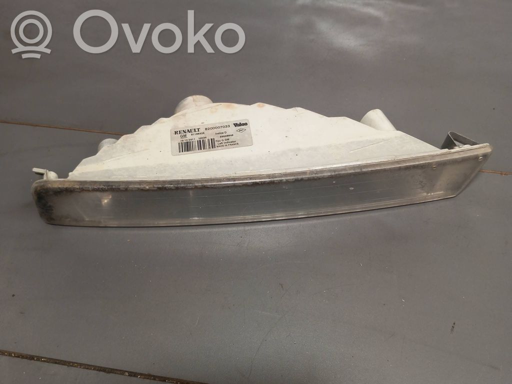 Renault Trafic II (X83) Front indicator light 