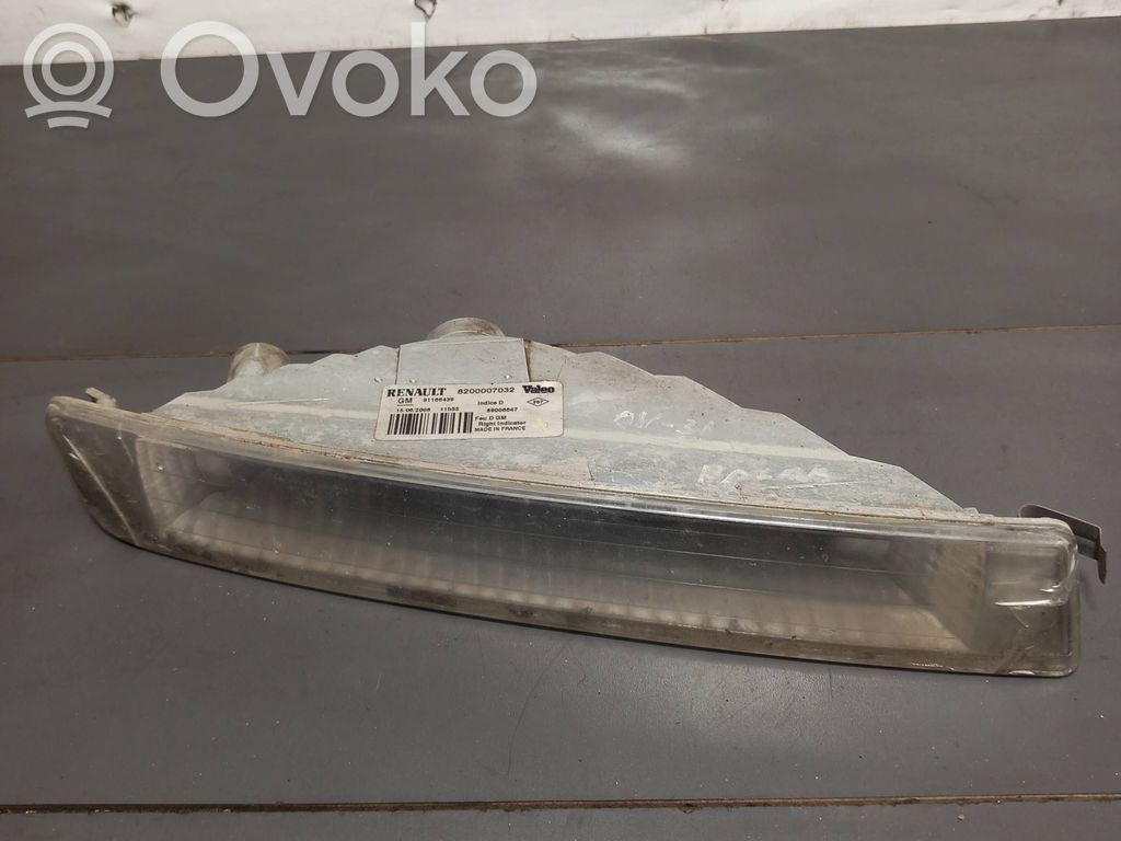 Renault Trafic II (X83) Frontblinker 