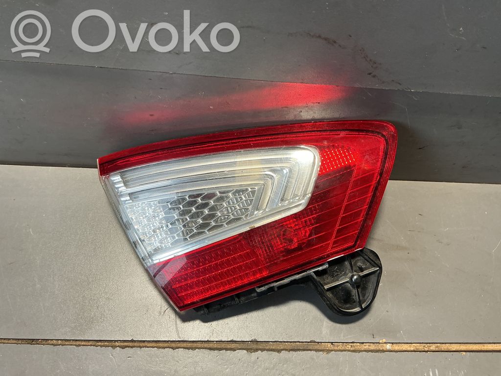 Ford Mondeo MK IV Lampa tylna 