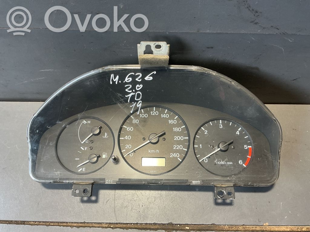 Mazda 626 Speedometer (instrument cluster) 