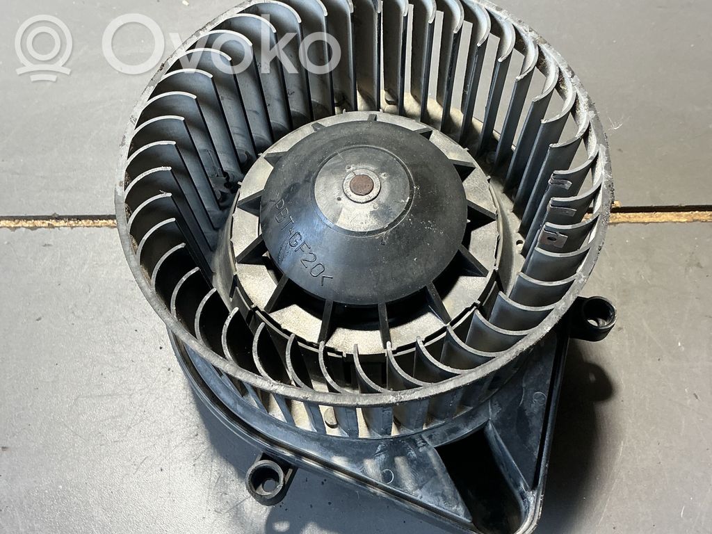 Audi A4 S4 B6 8E 8H Ventilator aerotermă 