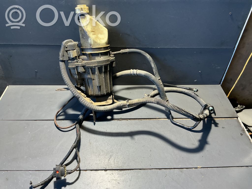 Opel Astra H Vairo stiprintuvo siurblys 