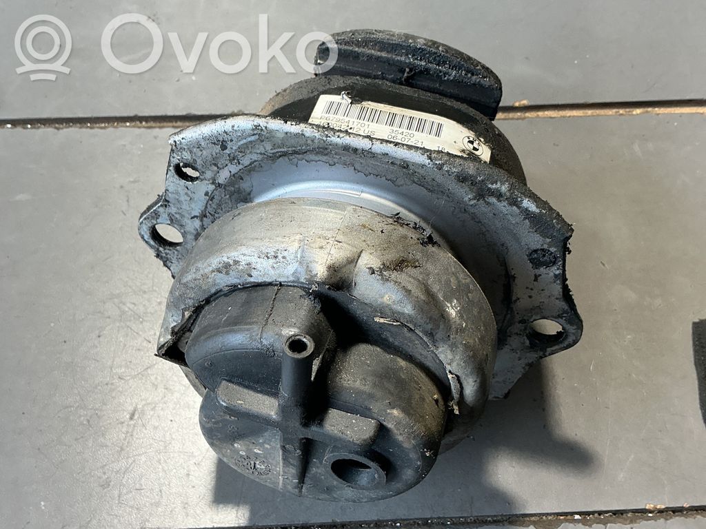 BMW X5 E70 Moottorin kiinnikekorvake 