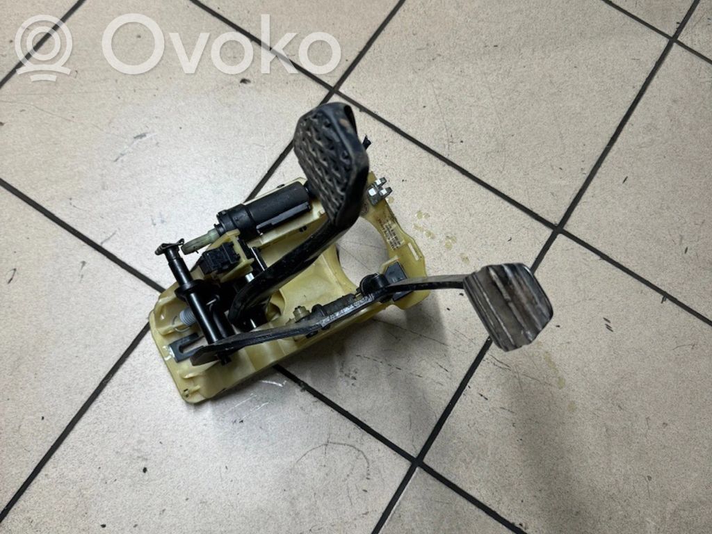 BMW 5 E60 E61 Stabdžių pedalas 