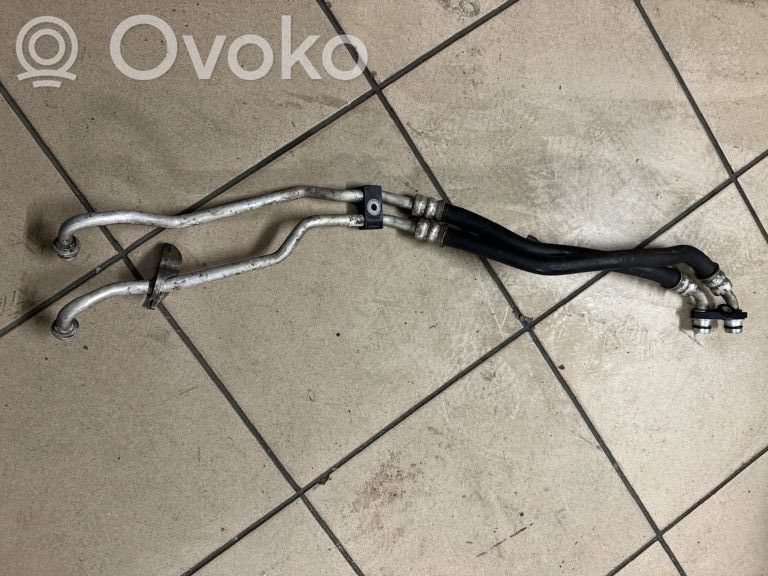 BMW 5 F10 F11 Przewód / Wąż chłodnicy oleju skrzyni biegów 
