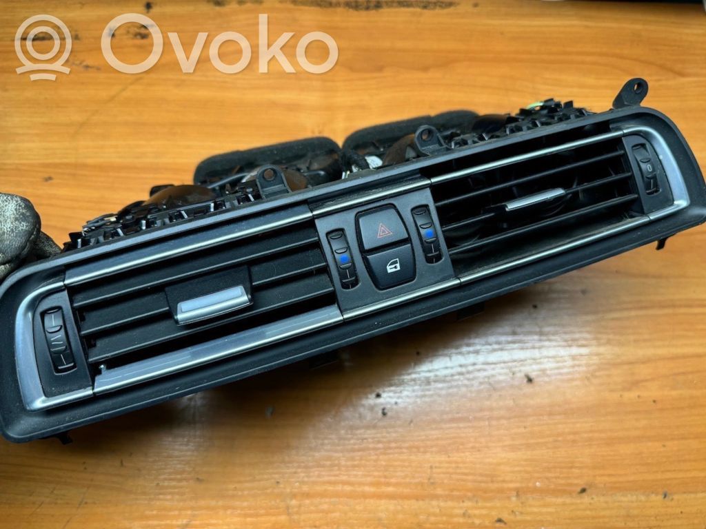 BMW 7 F01 F02 F03 F04 Griglia di ventilazione centrale cruscotto 