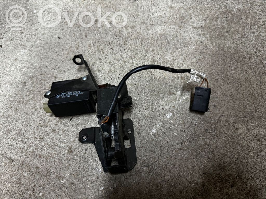 BMW 5 E39 Tailgate/trunk/boot lock/catch/latch 