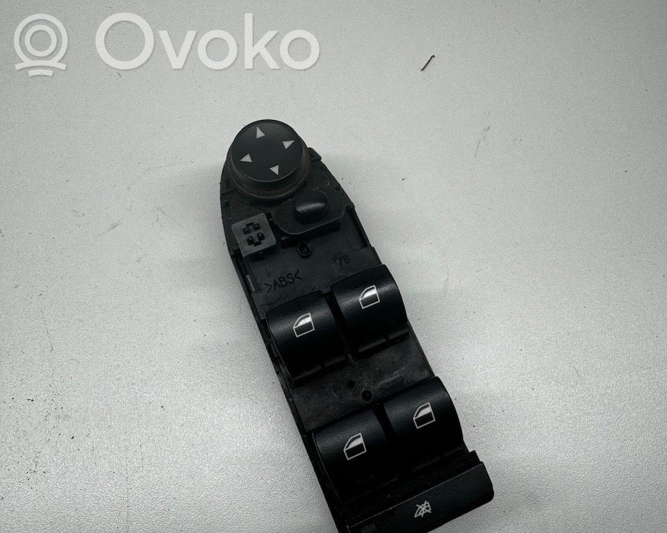 BMW 5 E60 E61 Elektrisko logu slēdzis 