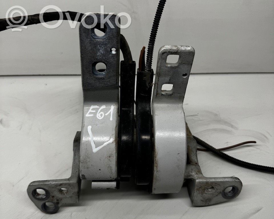 BMW 5 E60 E61 Tailgate/trunk/boot hinge 