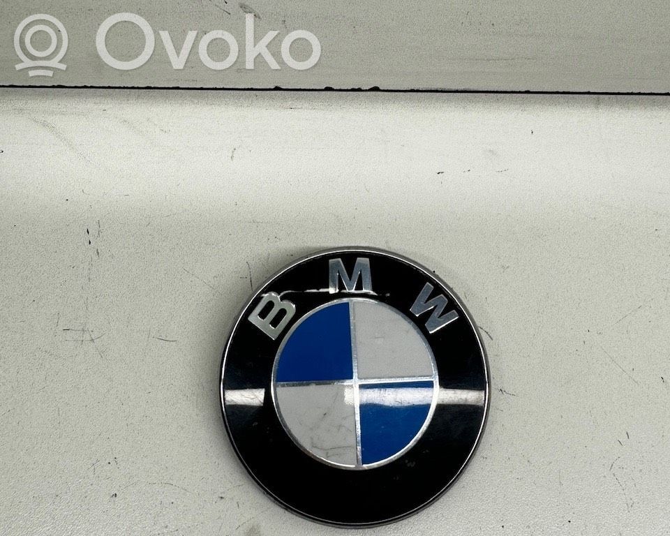 BMW 5 E39 Ražotāja emblēma 