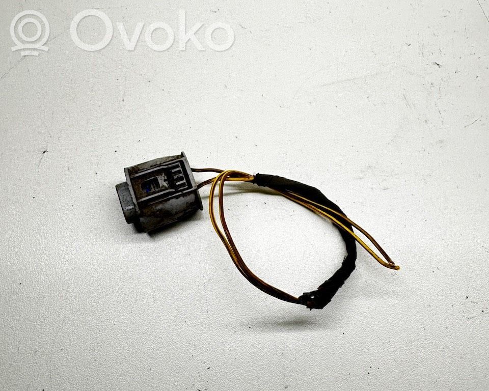 BMW 5 E60 E61 Fog light bulb 