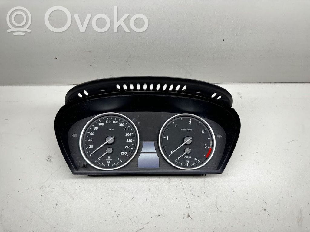 BMW 5 E60 E61 Nopeusmittari (mittaristo) 