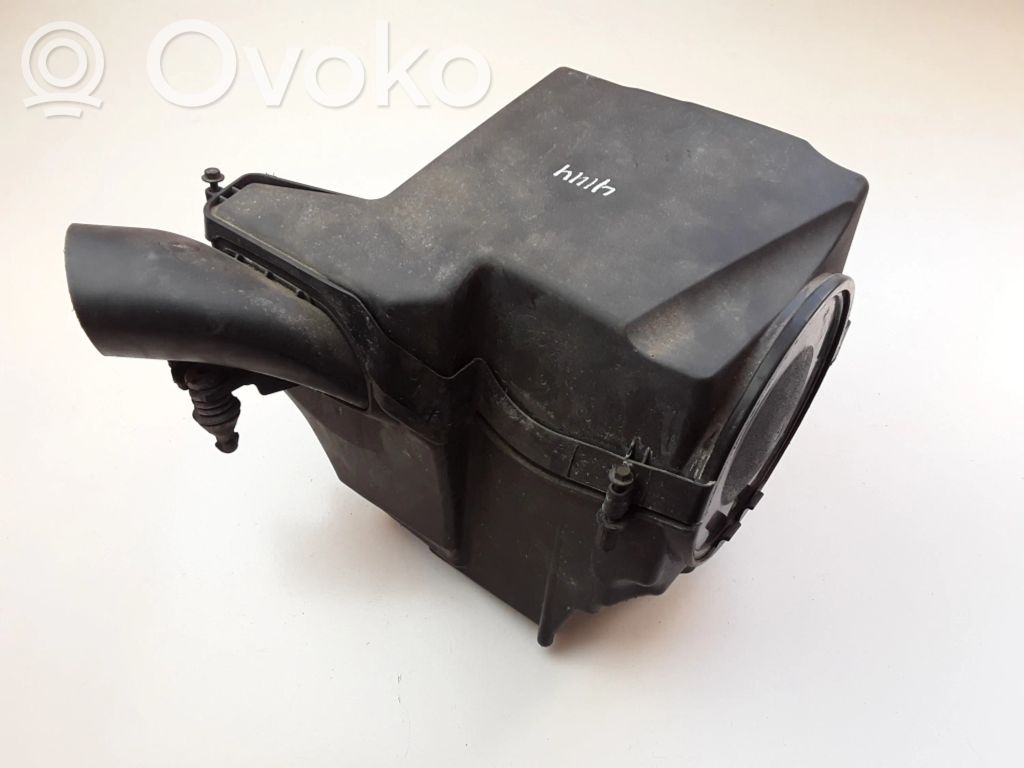 Air filter box   AV619600BG