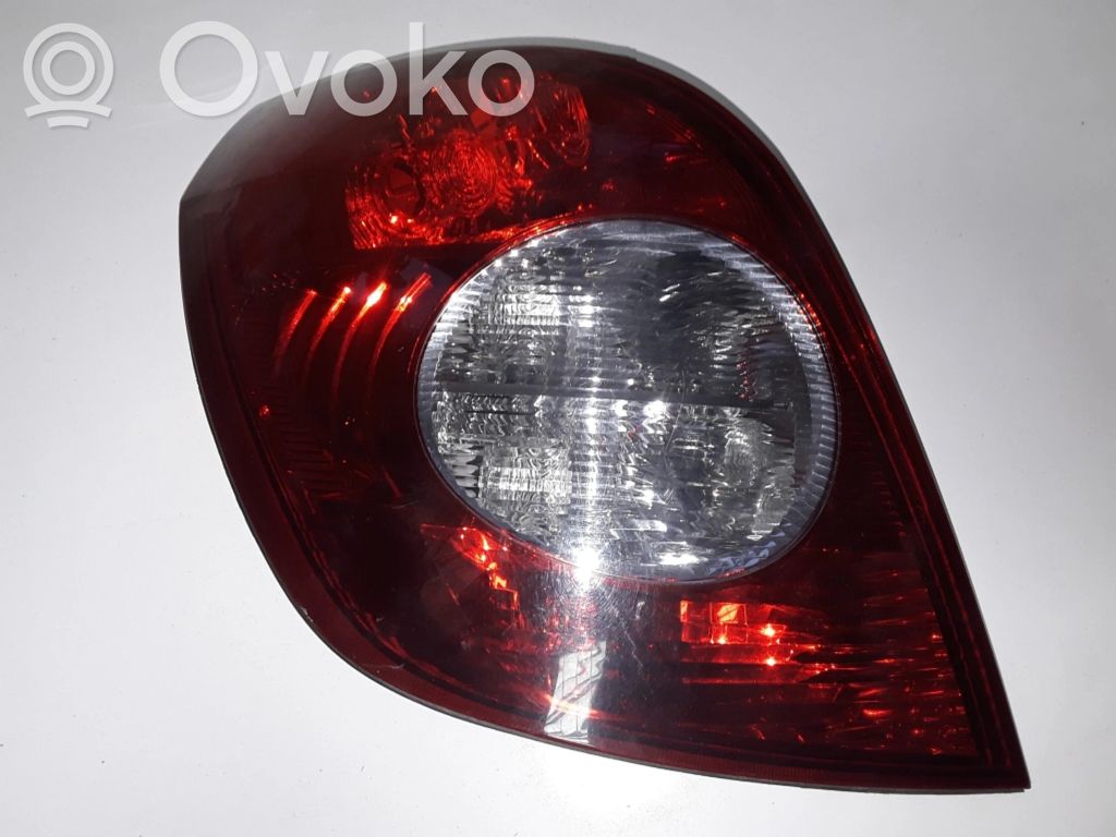 Rear/tail lights   E132233