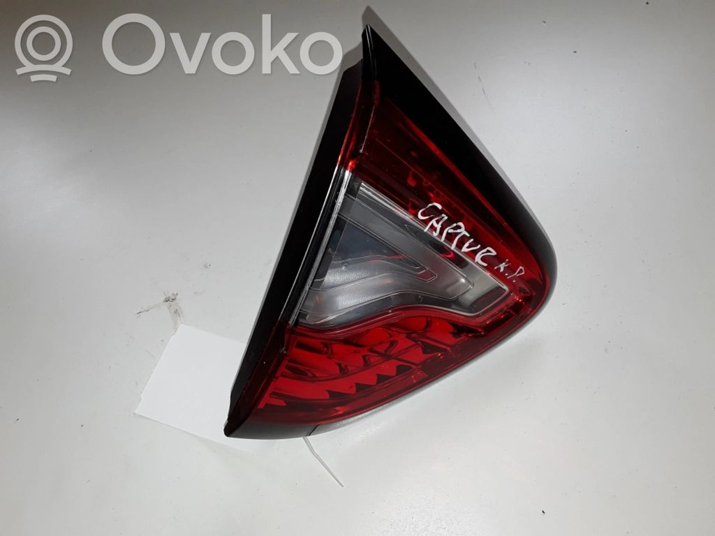 Renault Captur Tailgate rear/tail lights 