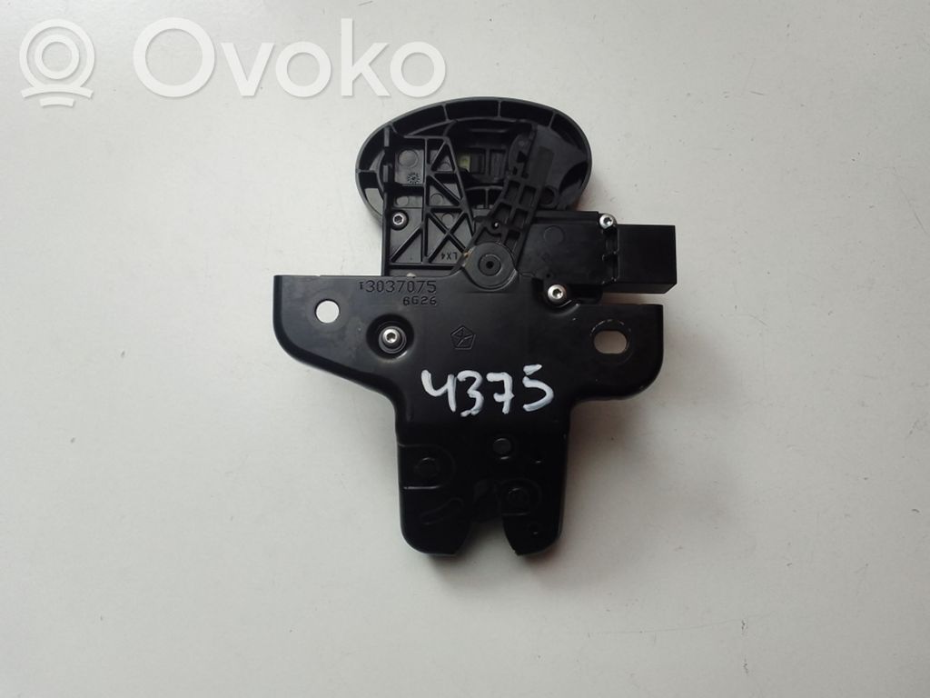Alfa Romeo Giulia Loading door lock 