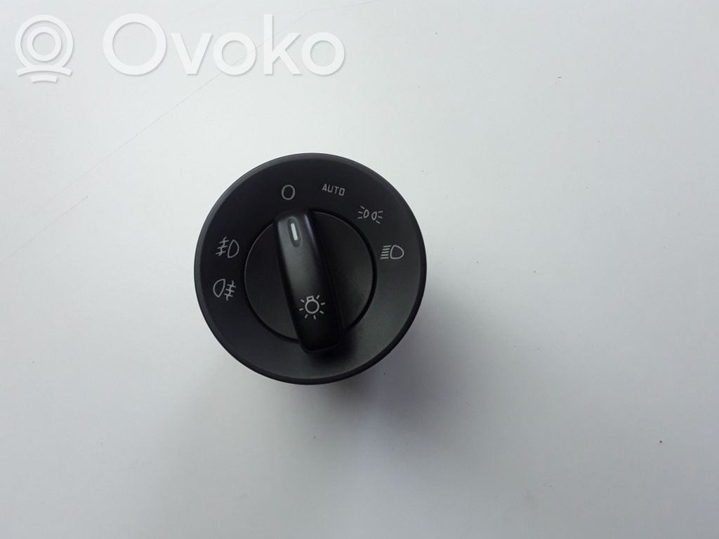 Skoda Octavia Mk2 (1Z) Module d'éclairage LCM 