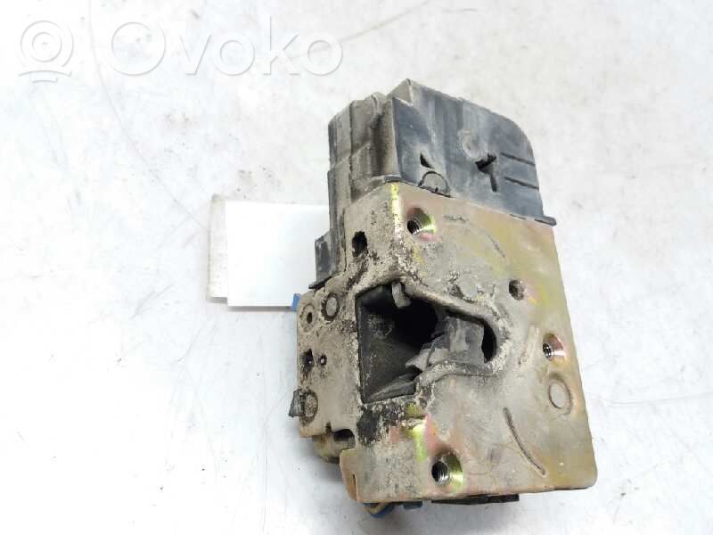 Peugeot Partner Front door lock 