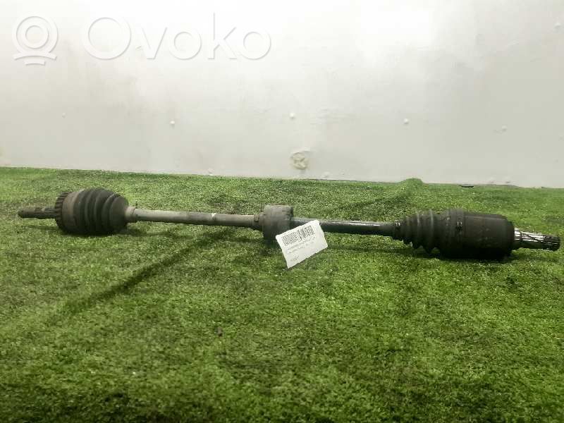 Opel Corsa C Etuvetoakseli 
