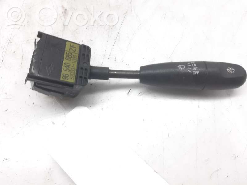 Chevrolet Kalos Pyyhkijän vipu 