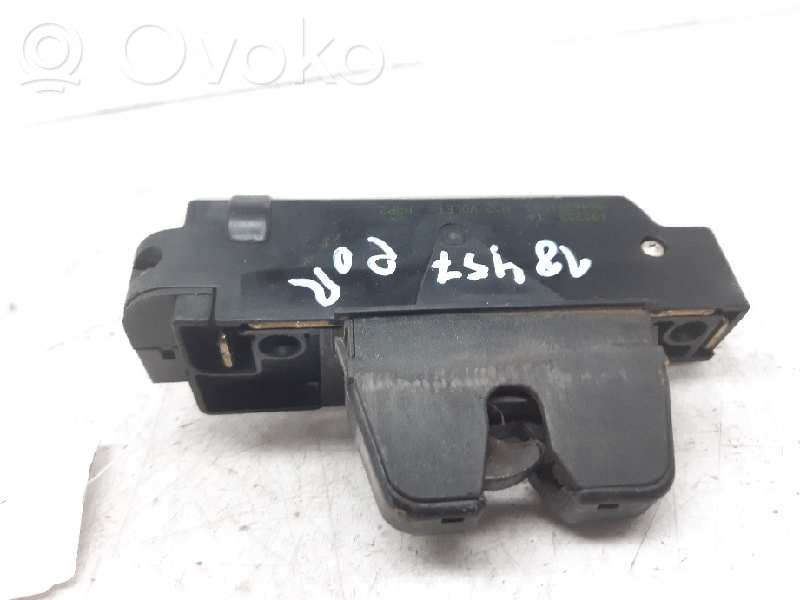 Citroen Xsara Picasso Zamek klapy tylnej / bagażnika 