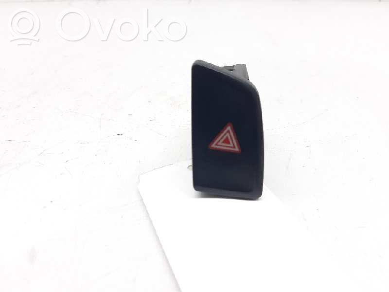 Botón interruptor de luz de peligro   8R1941509