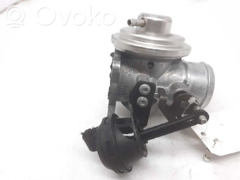 Válvula EGR   038131501E