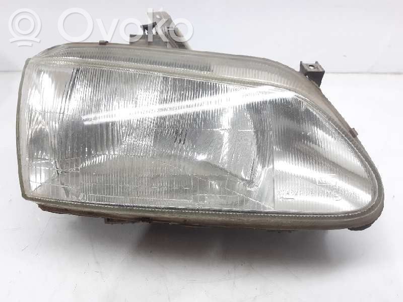 Renault Megane I Lampa przednia 