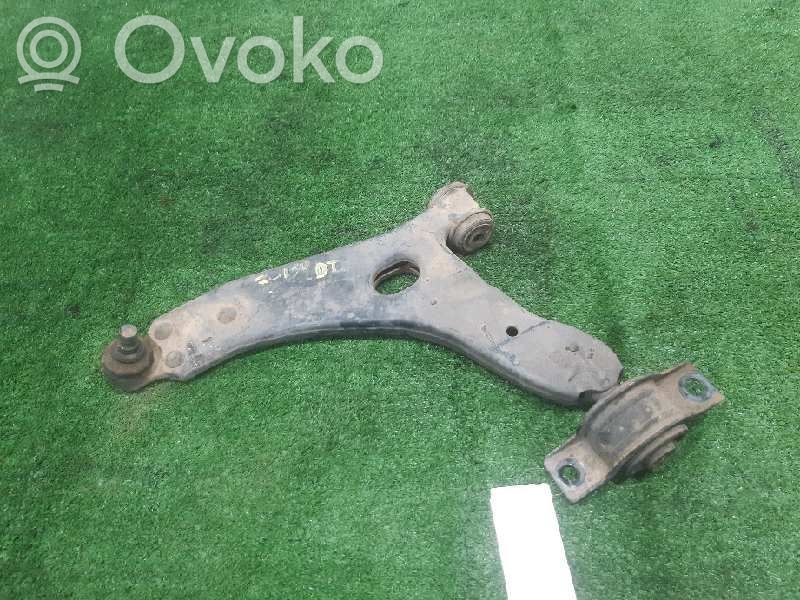 Ford Focus Front lower control arm/wishbone 