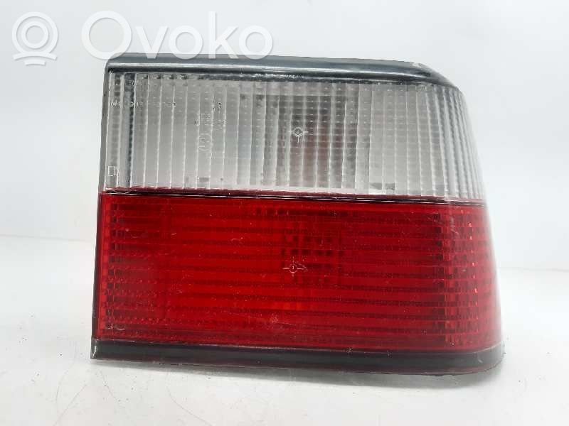 Citroen Xantia Aizmugurējais lukturis virsbūvē 