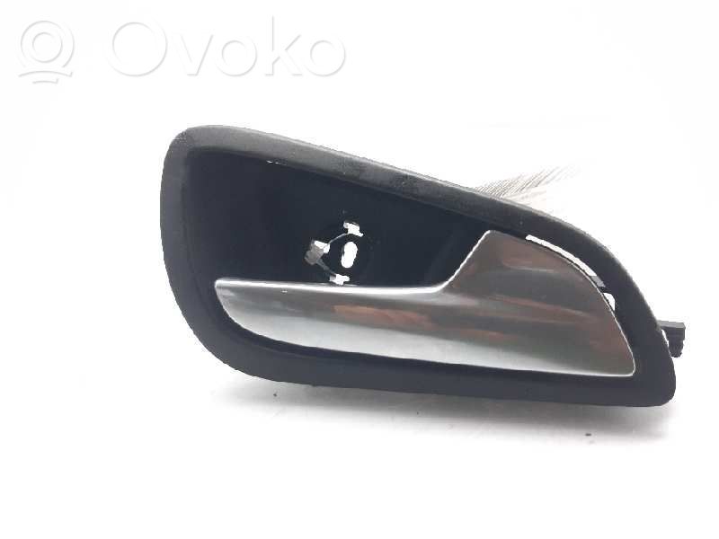 Manecilla interna puerta delantera   AM51U22600BDW