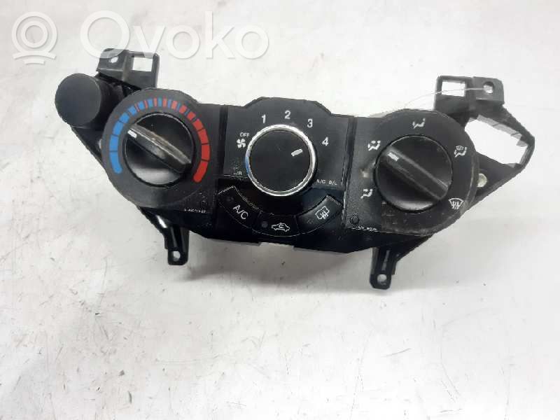 Chevrolet Aveo Climate control unit 