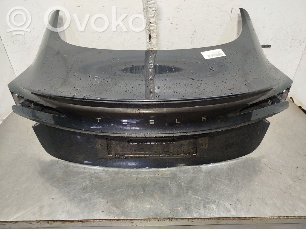 Tesla Model 3 Tailgate/trunk/boot lid 