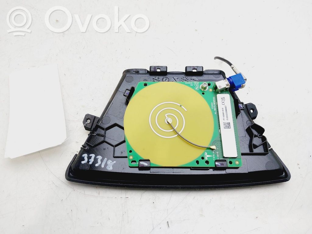 Tesla Model 3 Muut ohjainlaitteet/moduulit 